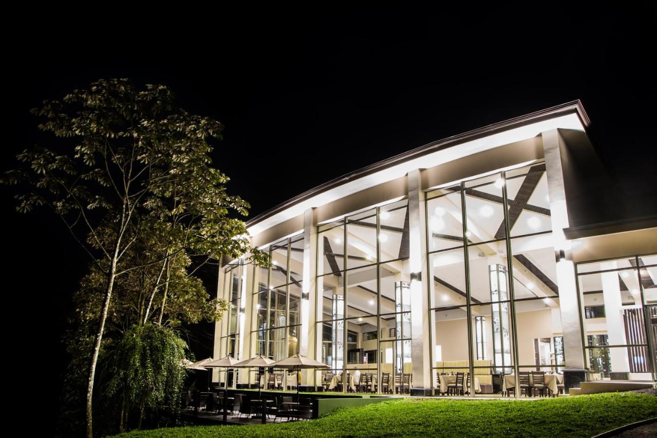 Hotel Lomas Del Volcan La Fortuna Ngoại thất bức ảnh
