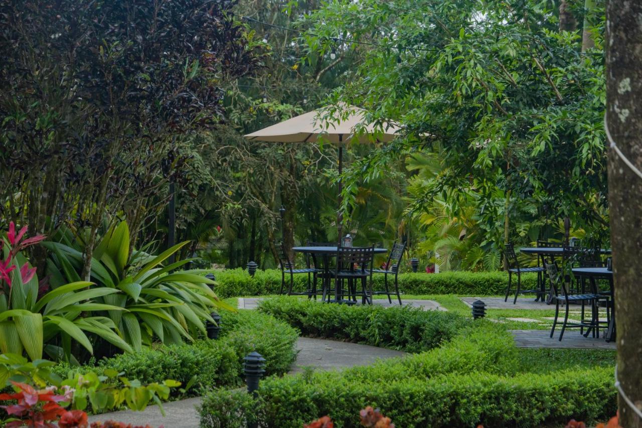 Hotel Lomas Del Volcan La Fortuna Ngoại thất bức ảnh
